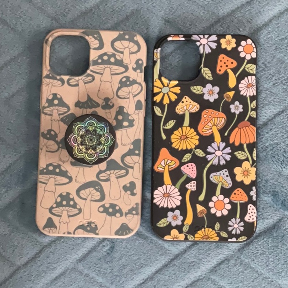 Set of two- Pela Cases- IPhone 14Max - popsocket included